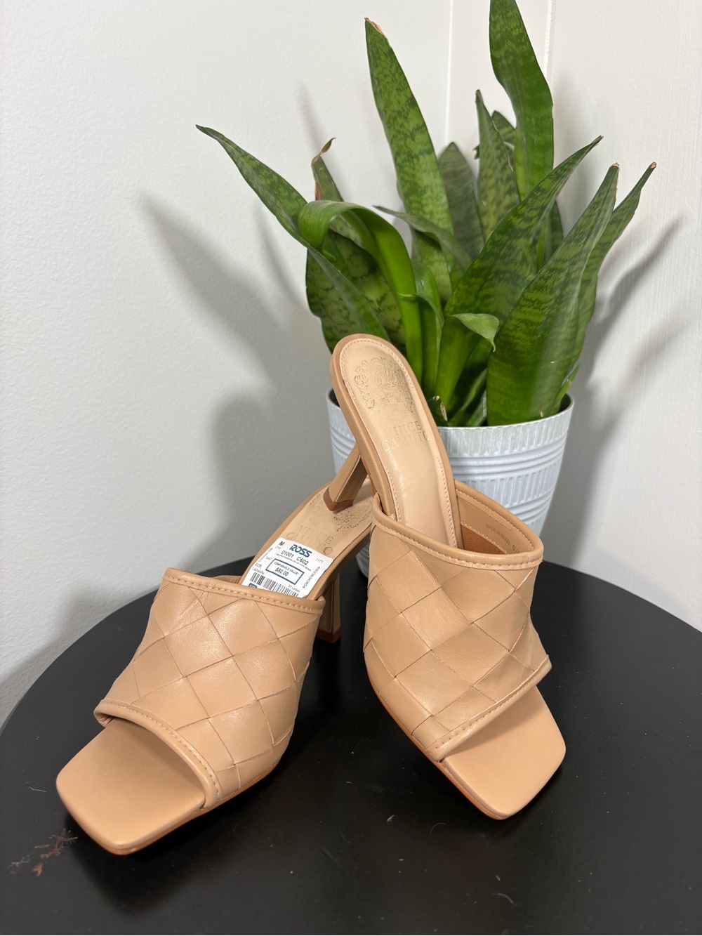 Vince Camuto Cortli sandal heel tan 6.5 new